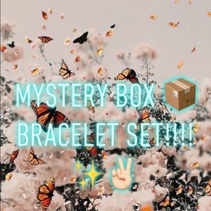 Mystery Box ✨✌🏻